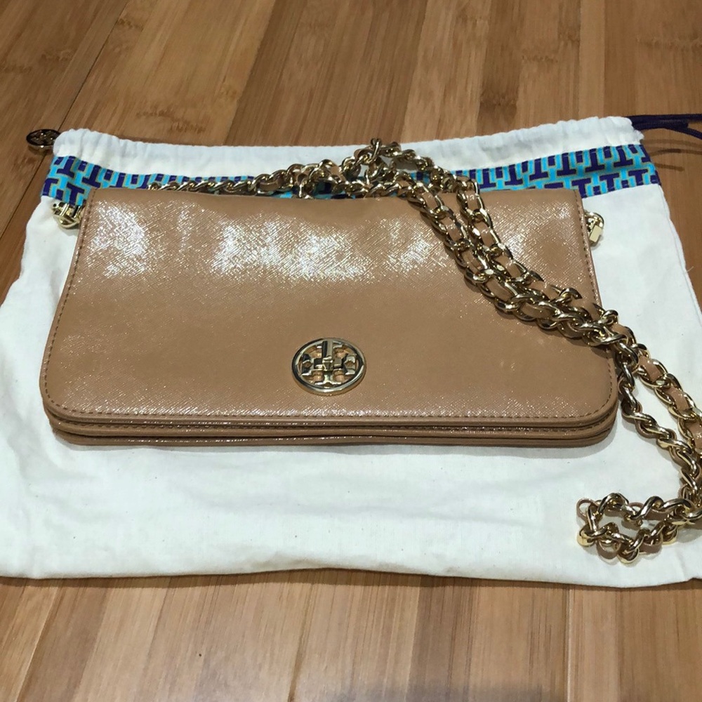 Tory Burch Cross-Body purse w/ removable chain